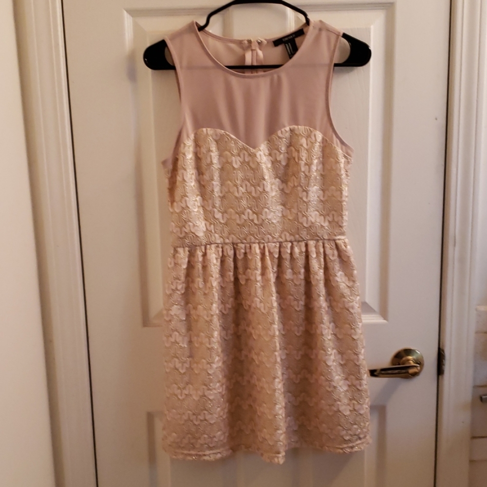 🤯3/$12 Forever 21 Cream Colored Dress Size Medium